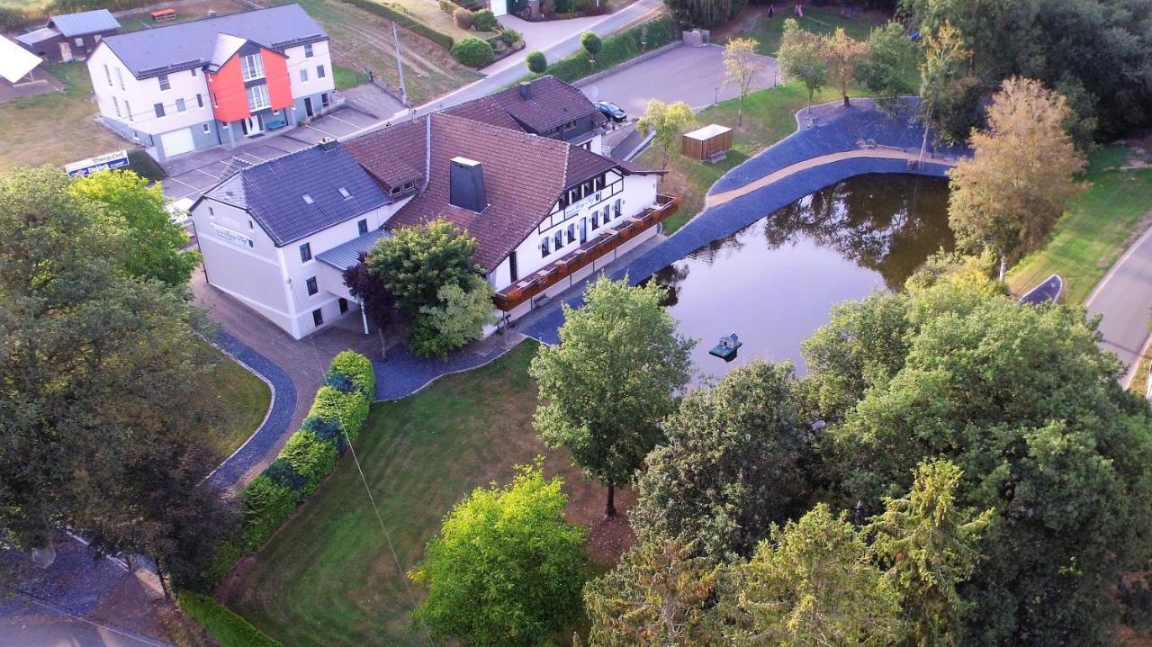 Hotel Burg Hof Esterno foto